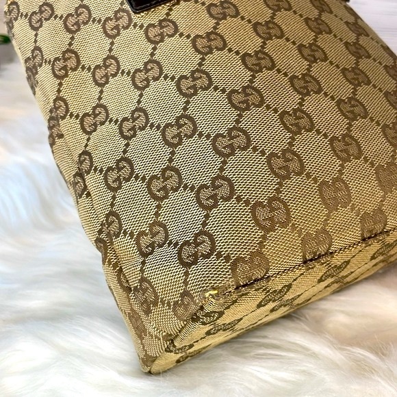 Gucci GG Canvas Handbag - Picture 6 of 16